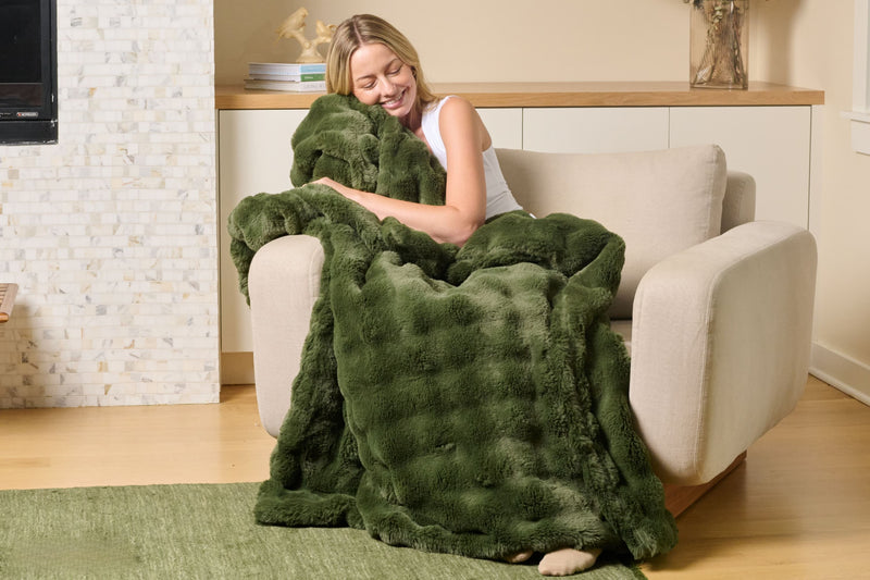 Faux Fur Wave Throw Blanket